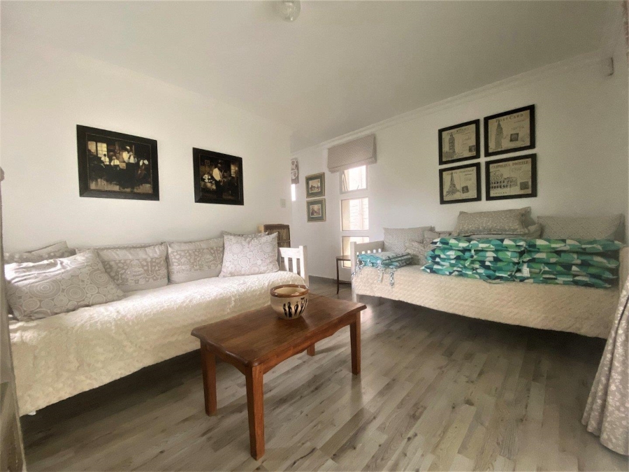 3 Bedroom Property for Sale in Wavecrest Eastern Cape